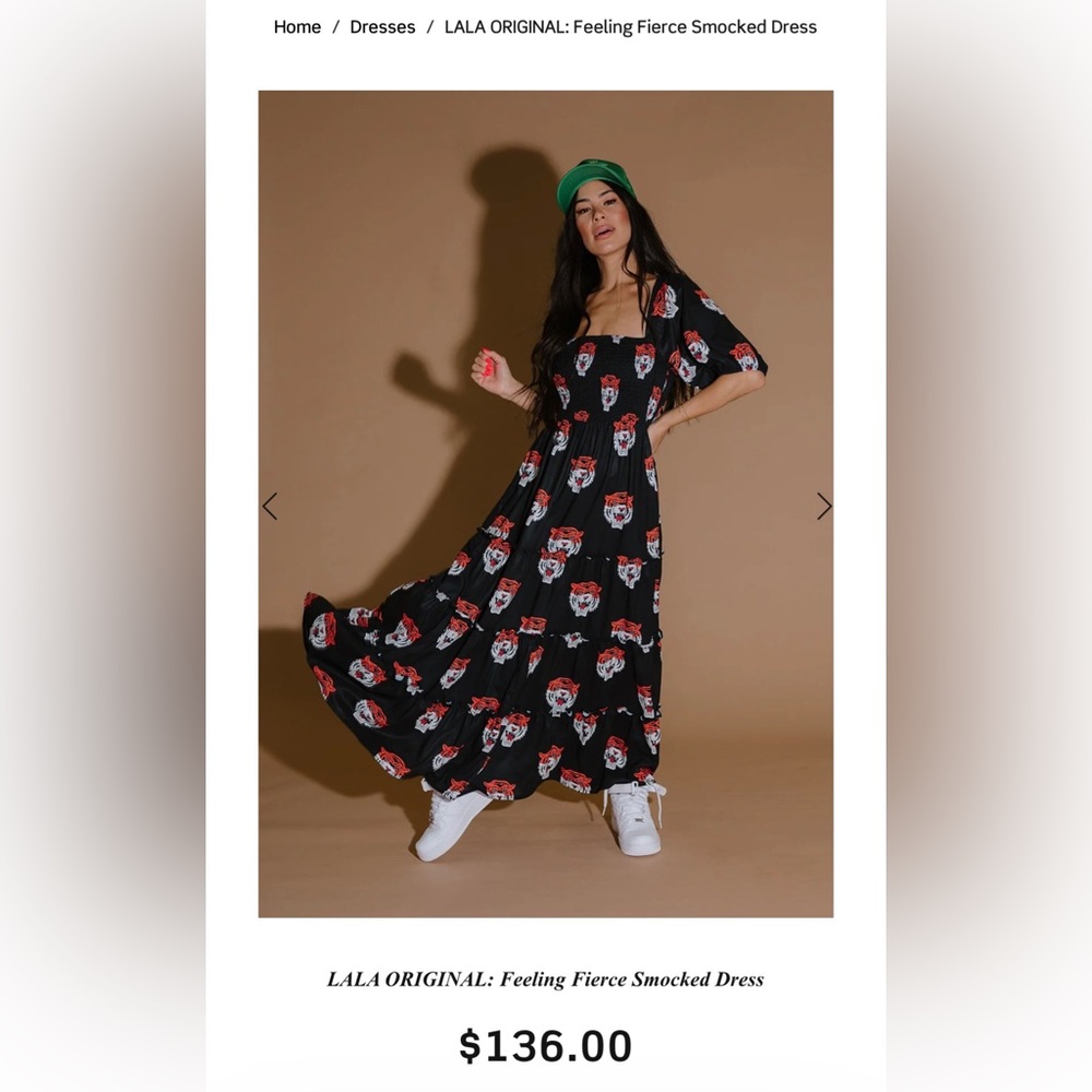 Dress in la la Smocked dress